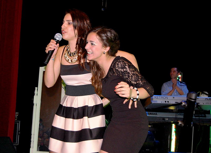 Ana Luísa Duarte e Regina Silva.